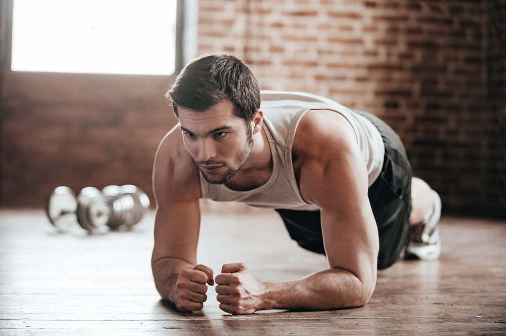 5 Floor Exercises Men Should Do Every Day in Their 40s